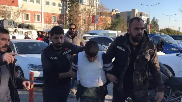 Şanlıurfa'da sevgilisini öldüren Berivan, tutuklandı