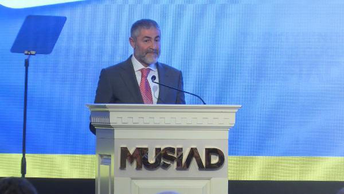 (Bakan Nebati'den iş dünyasına 'elinizi taşın altına koyun' çağrısı