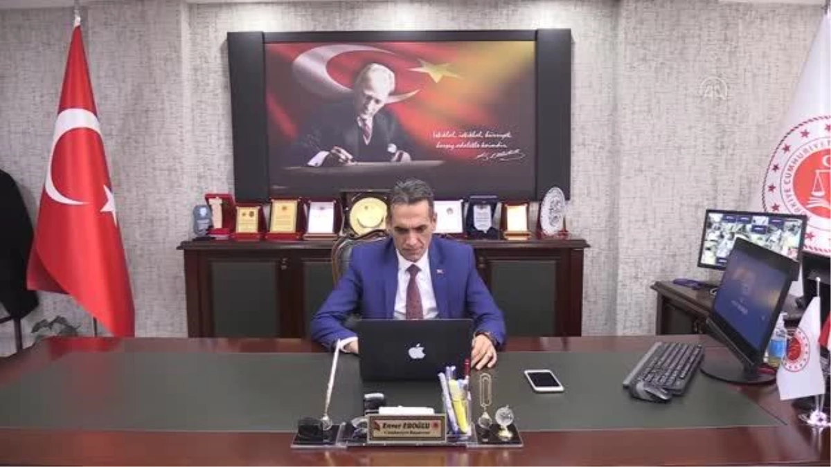 Cumhuriyet Başsavcısı Eroğlu AA\'nın "Yılın Fotoğrafları" oylamasına katıldı