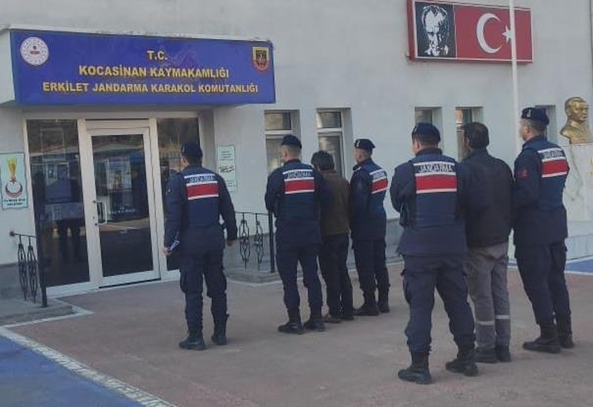 Kayseri\'de bağ evlerinden hırsızlık yaptıkları iddiasıyla 2 şüpheli gözaltına alındı