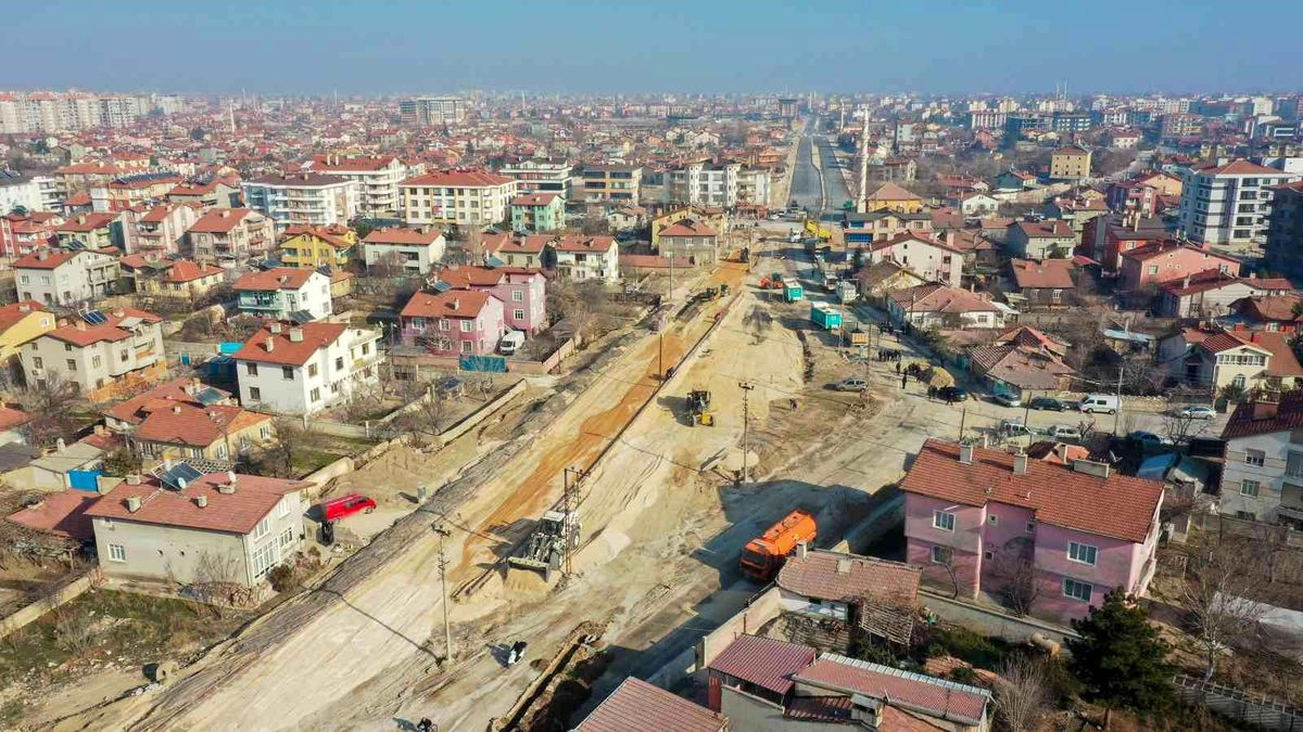 Konya\'da Alparslan Türkeş Caddesinde çalışmalar sürüyor