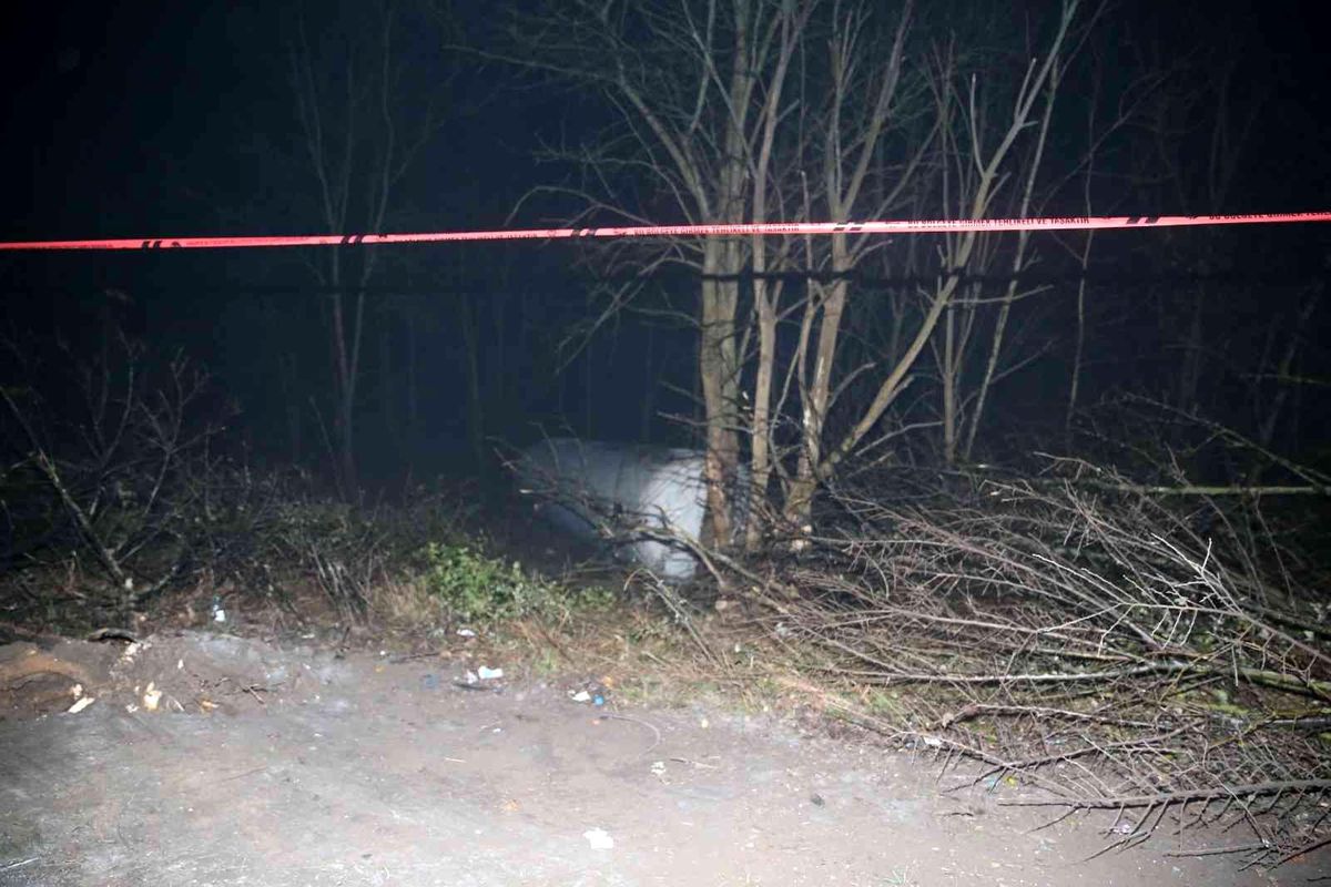 Otoyolda korkutan kaza: LPG yüklü tanker devrildi