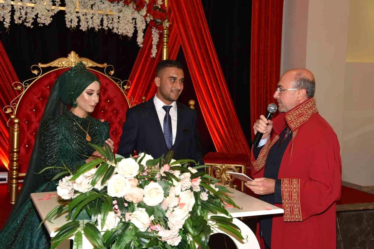 Selçuklu\'da 2022\'de 4 bin 752 çiftin nikahı kıyıldı