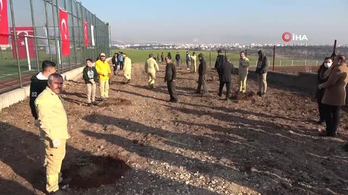 15 Temmuz şehitleri anısına 251 fidan dikildi
