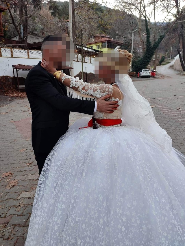 Aydın'da ilginç olay: 'Gelin erkek çıktı' iddiası ortalığı karıştırdı Aydın'da ilginç olay: 'Gelin erkek çıktı' iddiası ortalığı karıştırdı
