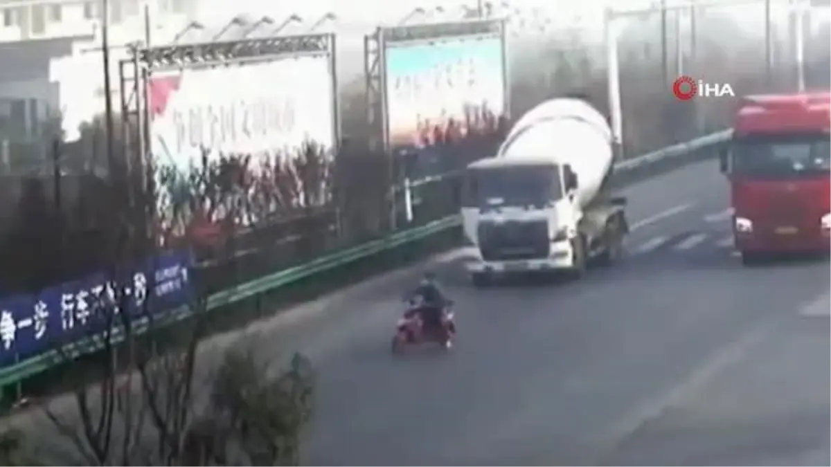 Beton mikserinin altında kalmaktan kıl payı kurtuldu