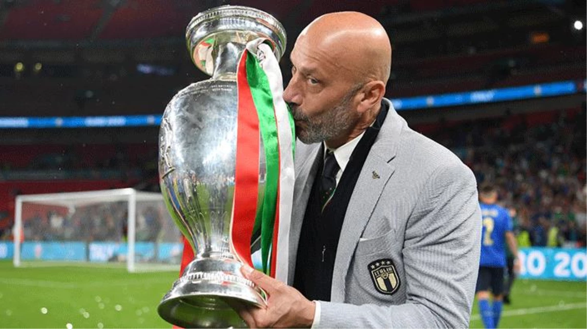 Bir döneme damga vuran İtalyan futbolcu Gianluca Vialli hayatını kaybetti