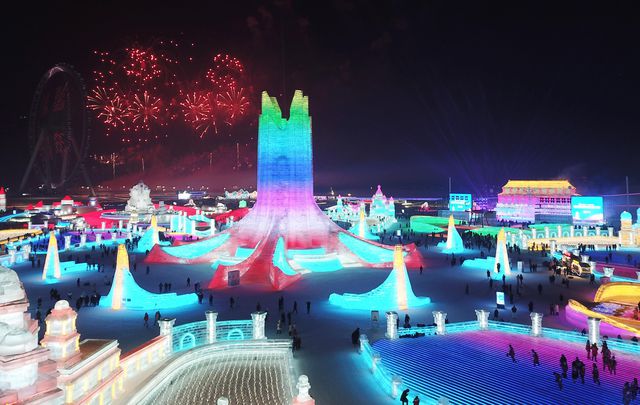 Çin'de Harbin Uluslararası Kar ve Buz Festivali Çin'de Harbin Uluslararası Kar ve Buz Festivali