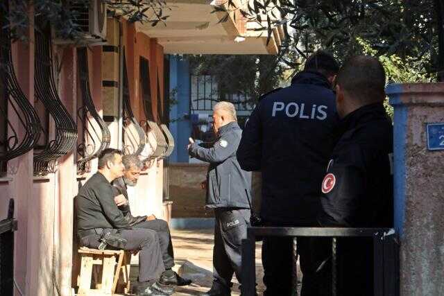 Dün 'Çok üşüyorum' dedi, bugün evinde ölü bulundu Dün 'Çok üşüyorum' dedi, bugün evinde ölü bulundu