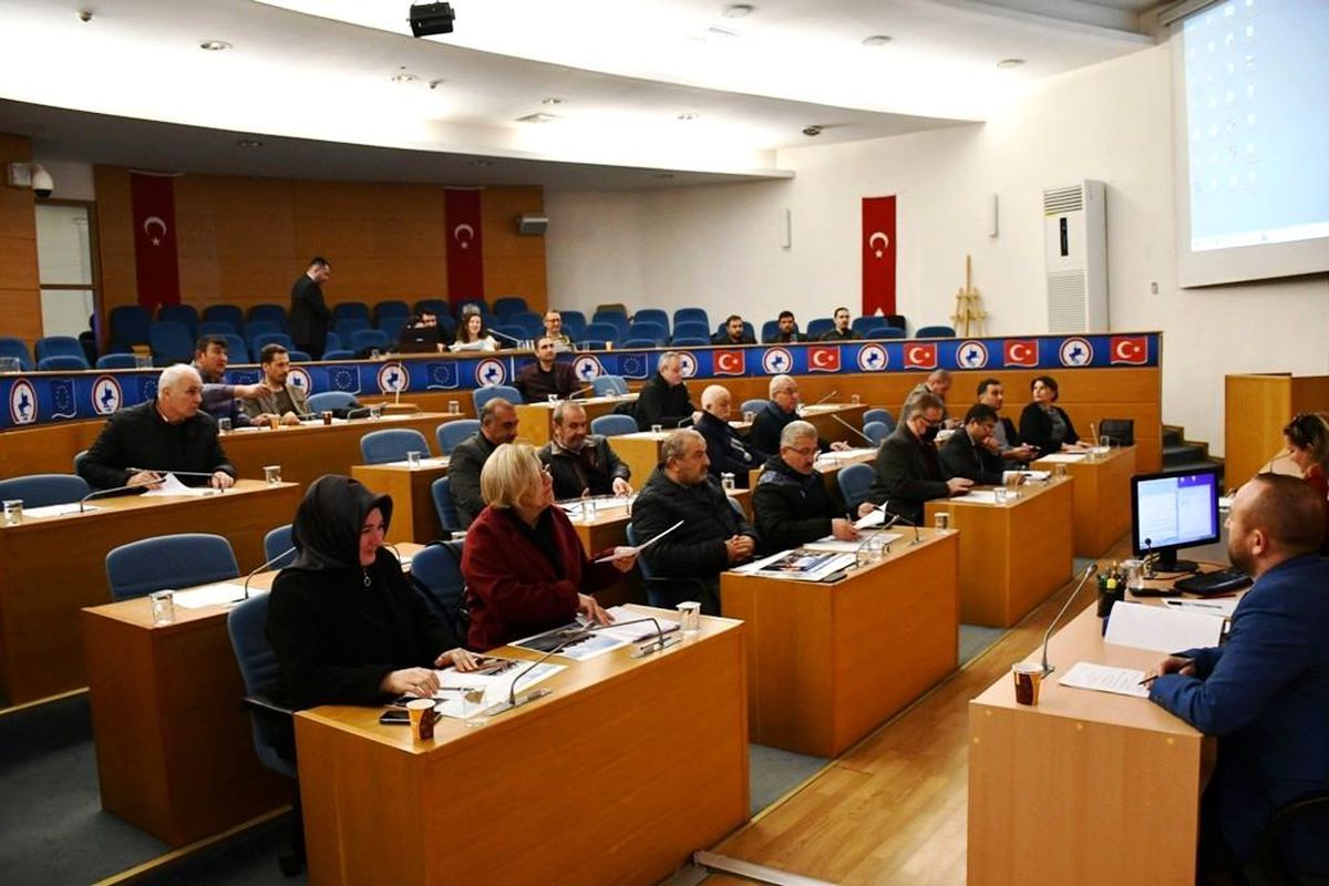 Fazla mesailer görüşüldü