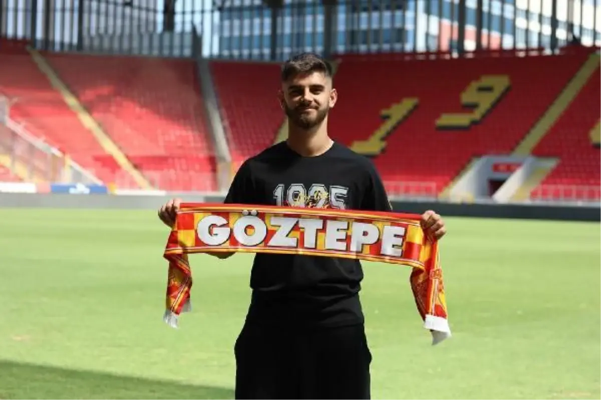 Göztepe\'de Hasic ve Mesut takımdan ayrıldı