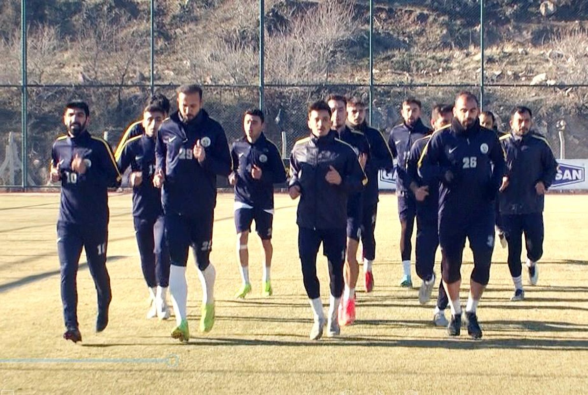 Hacılar Erciyesspor Antalya\'da kampa girdi