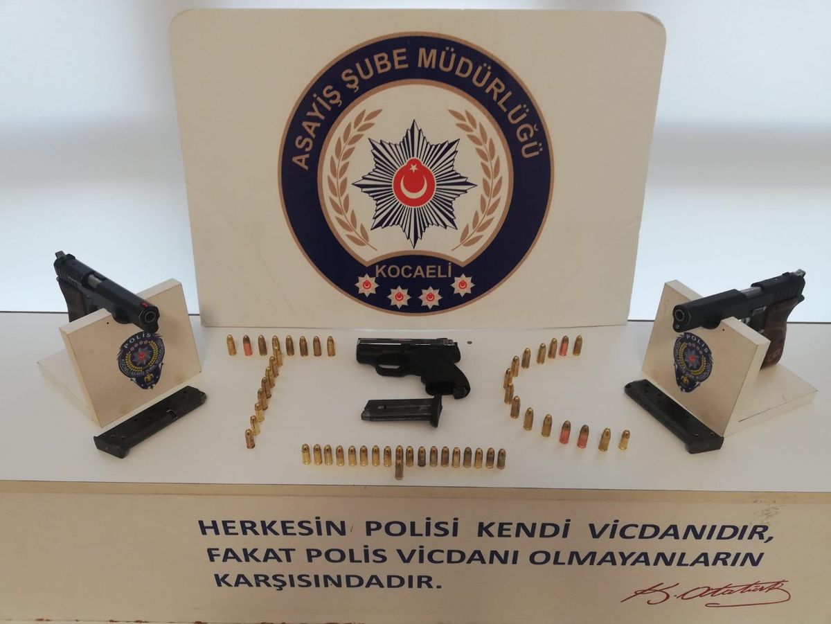 Kocaeli\'de 200 saatlik kamera kaydını inceleyen polis, gasp çetesini çökertti