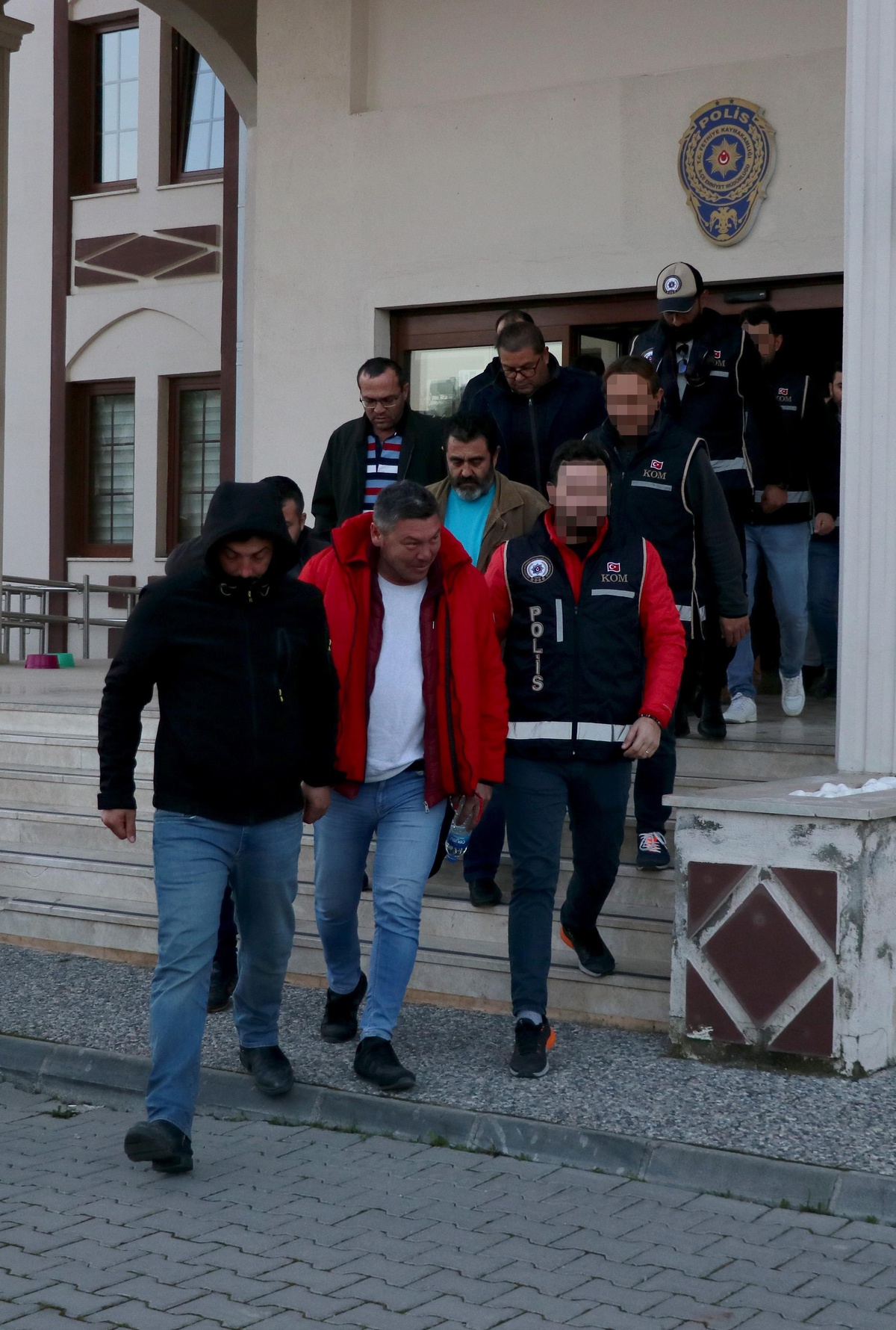 Muğla merkezli 3 ildeki rüşvet operasyonunda 6 tutuklama
