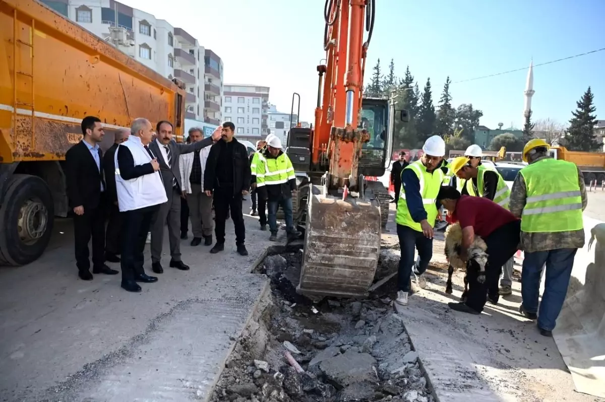 Osmaniye merkez içme suyu ve merkez kanalizasyon projesinde ilk kepçe vuruldu