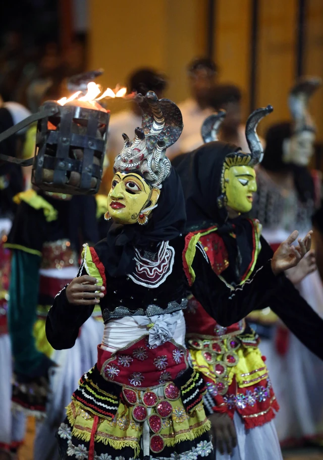 Sri Lanka'daki Festivalden Renkli Görüntüler