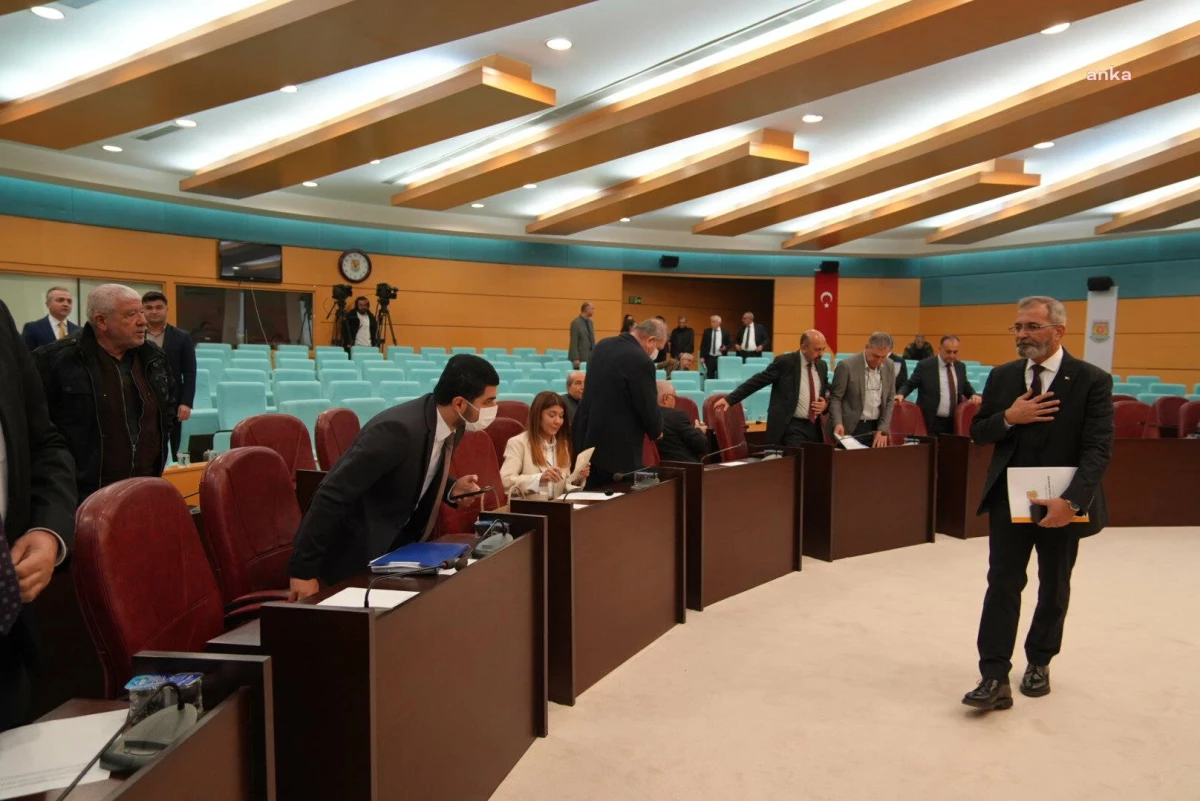 Tarsus Belediye Başkanı Bozdoğan: "Gerektiğinde Bir Milletvekilinin Gerektiğinde Sinan Ateş\'in Sesi Oluruz"