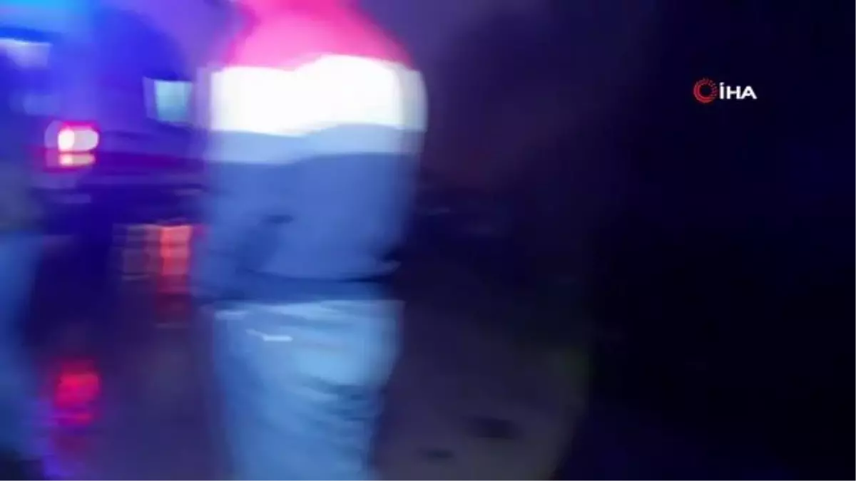 Tır ile otomobil kafa kafaya çarpıştı: 2 yaralı