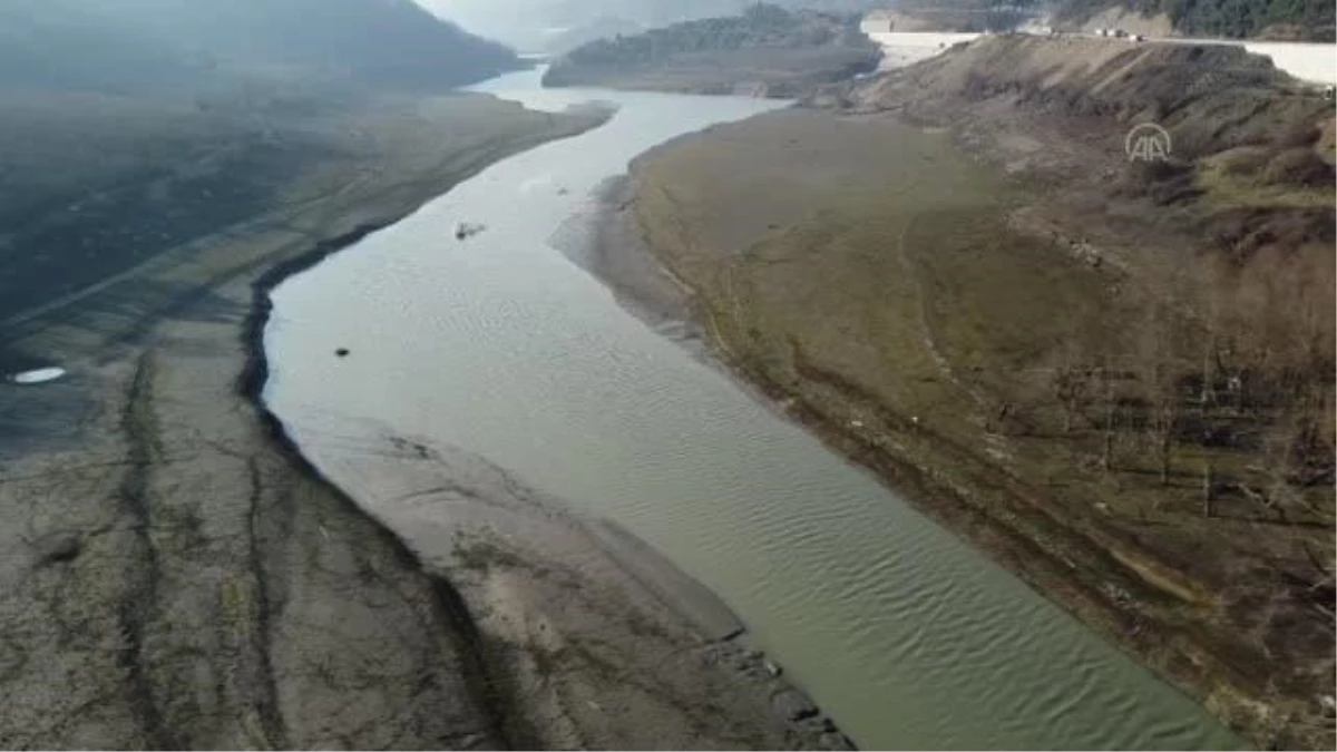 Yağış azlığı Hasanlar Barajı\'nda su seviyesini düşürdü