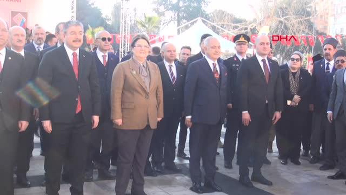 BAKAN DERYA YANIK: \'TÜRKİYE YÜZYILI\' BİR SLOGAN DEĞİLDİR