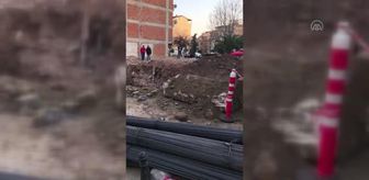 Büyükçekmece'de inşaatın temel kazısı sırasında lahit kapağı bulundu