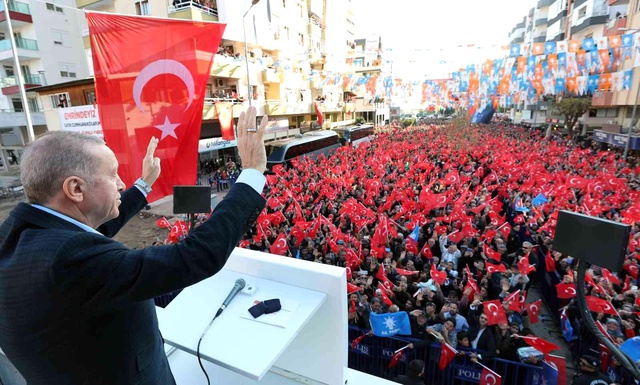 Cumhurbaşkanı Erdoğan'ın Putin'le arasında geçen 'domates' diyaloğu: 'Beni mahcup etme' dedim, sağ olsun ricamızı kırmadı Cumhurbaşkanı Erdoğan'ın Putin'le arasında geçen 'domates' diyaloğu: 'Beni mahcup etme' dedim, sağ olsun ricamızı kırmadı