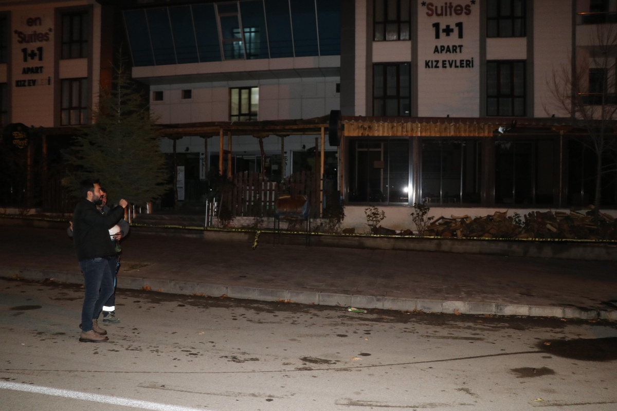 Erzincan\'da karbonmonoksit gazından zehirlenen 10 kişi tedavi altına alındı
