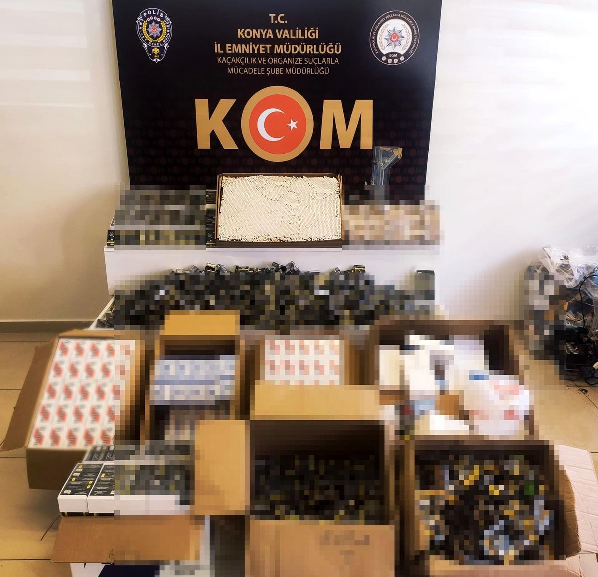 Konya\'da kaçak sigara operasyonu: 5 gözaltı