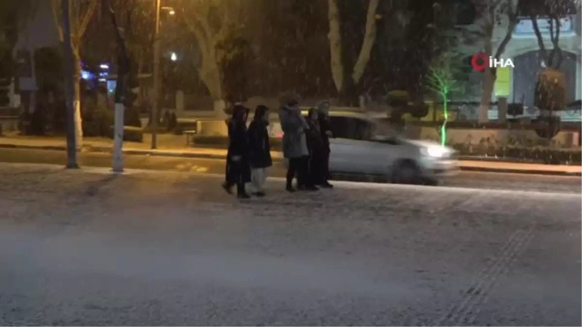 Malatya'ya mevsimin ilk karı düştü