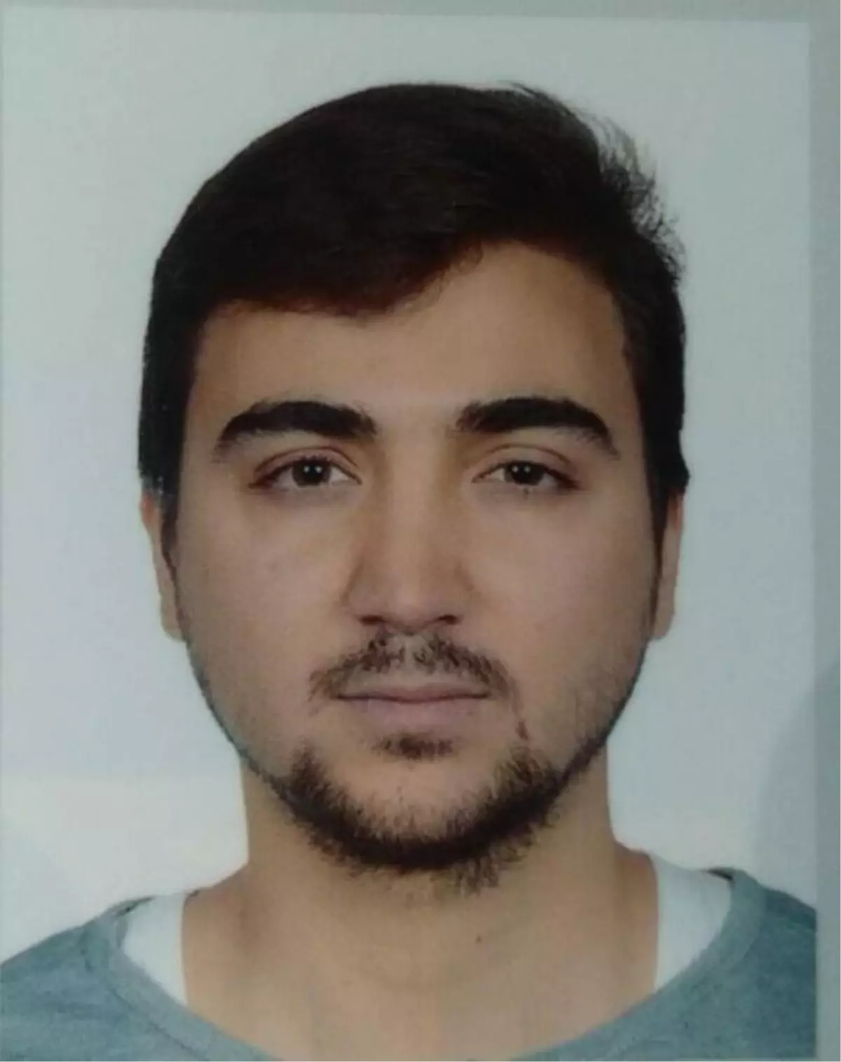 MANİSA\'DA DÜŞTÜKLERİ SONDAJ KUYUSUNDA HAYATINI KAYBEDEN BABA VE OĞLU TOPRAĞA VERİLDİ