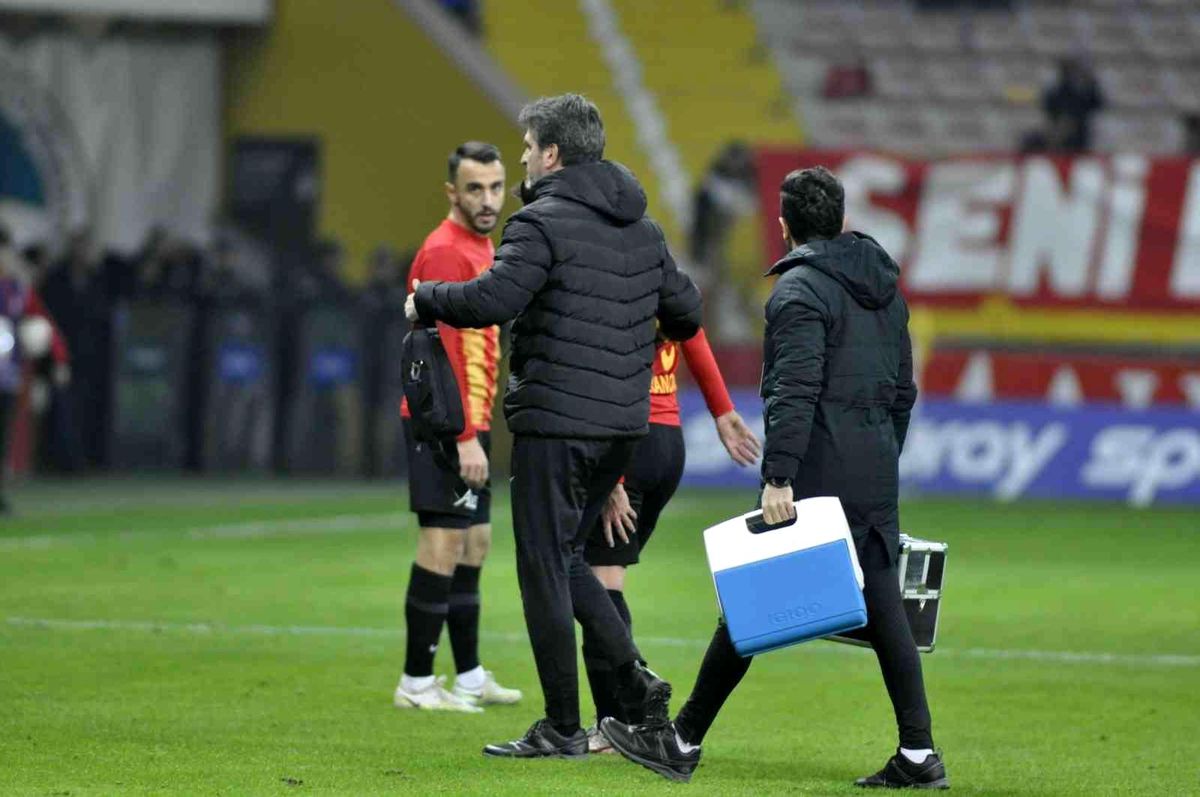 Mario Gavranovic 1 ay yok