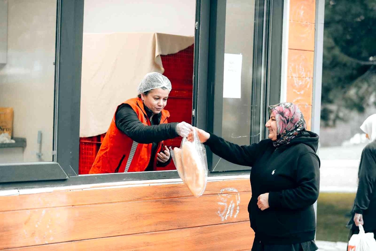 Merkezefendi Halk Ekmek büyüyor