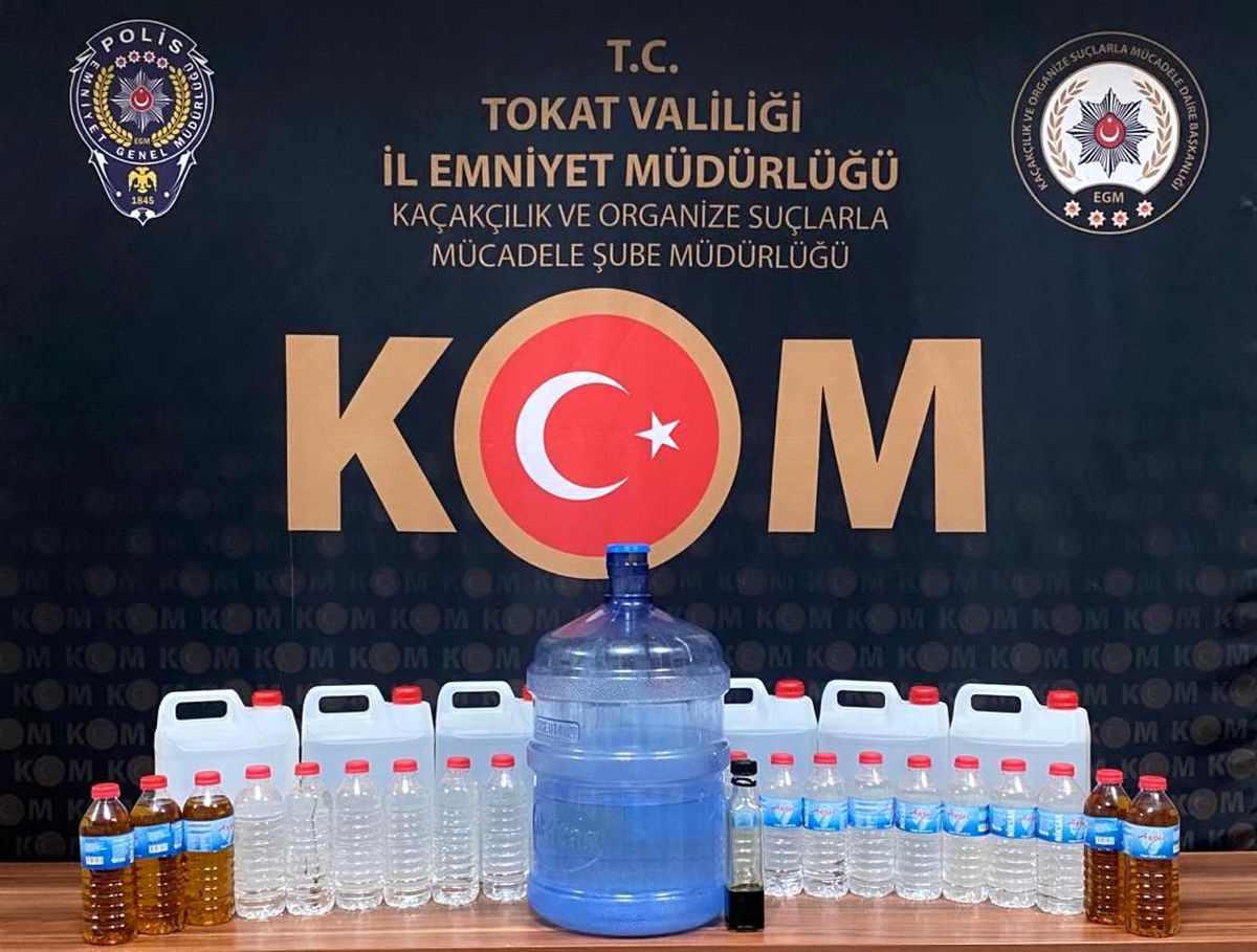 Tokat\'ta 52 litre sahte içki ele geçirildi