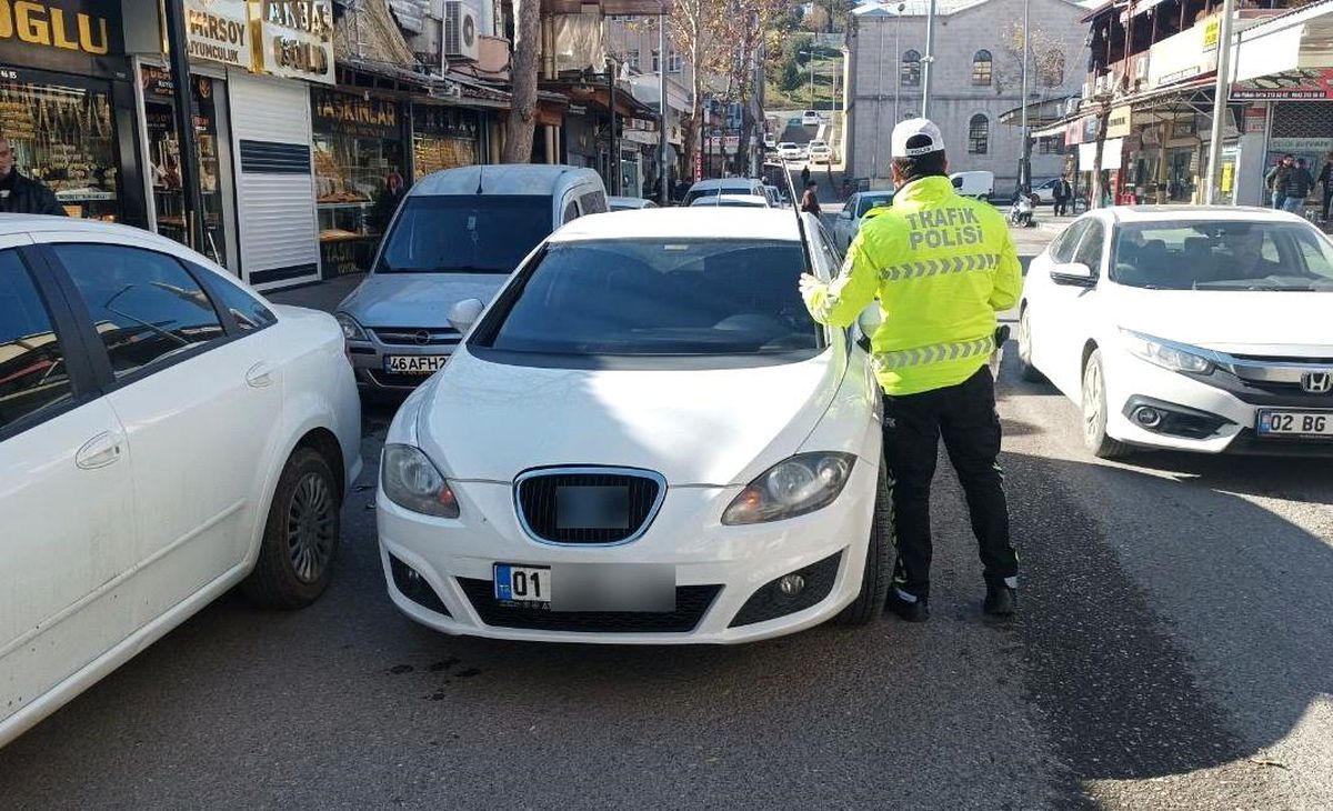 Adıyaman\'da hatalı araç parklarına göz açtırılmıyor