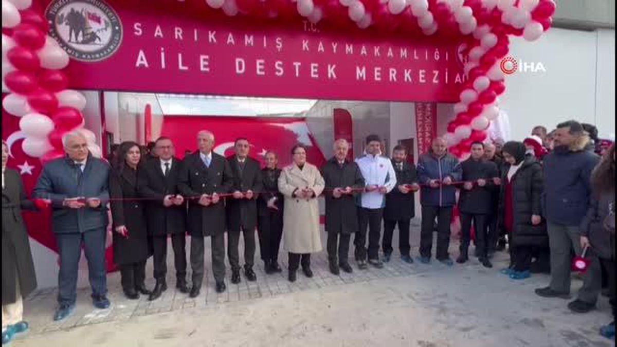Bakan Derya Yanık, Sarıkamış'ta ADEM Merkezi'nin açılışını yaptı