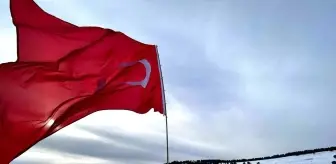 Binlerce kişi eksi 12 derecede Sarıkamış şehitleri için yürüdü