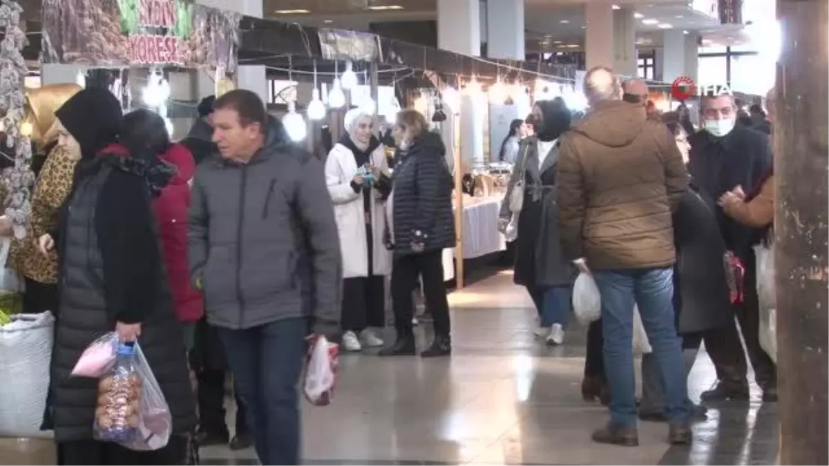 Erzurumlu vatandaşlar 2. Erzurum Cağ Kebabı Festivali\'ne akın etti