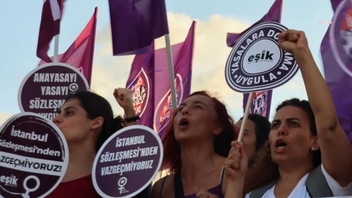 Eşik Platformu: Kadınların Kılık Kıyafetini Düzenleme Gerekçesiyle Anayasa Değiştirmeyi Gündemde Tutmak, İçinde Bulunduğumuz Karanlığı Aydınlatacak...