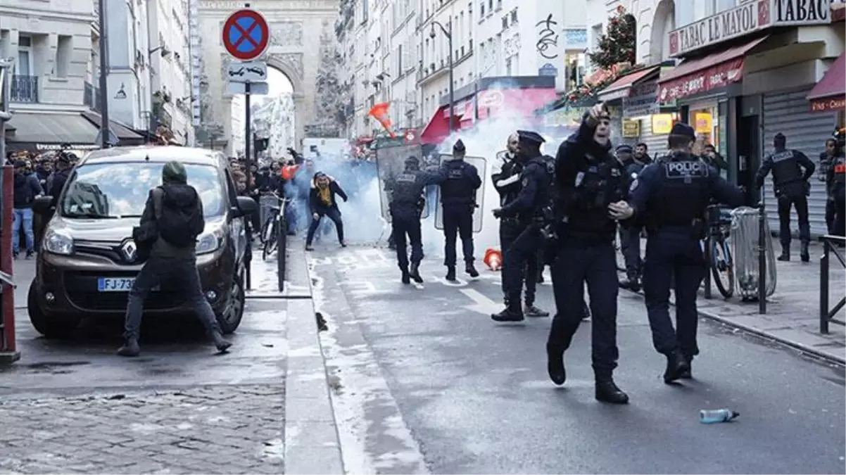 Fransa PKK\'yı görmezden gelmeye devam ediyor! Terör örgütü yandaşları Paris\'te Türkiye aleyhinde sloganlar attı