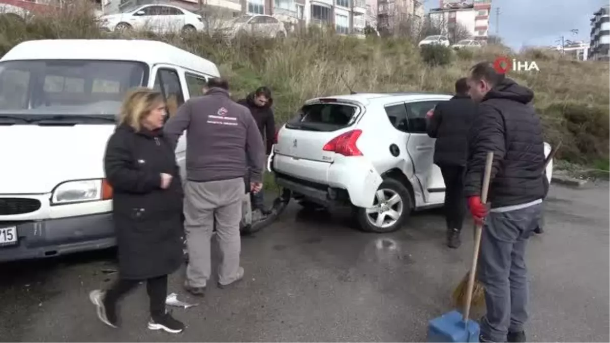 Kaza yaptı, aracını yol ortasında bırakıp kaçtı