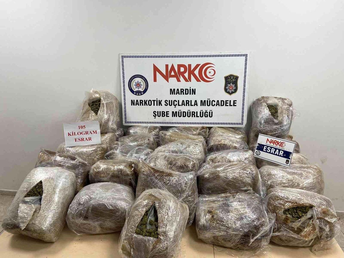 Mardin\'de 105 kilogram esrar ele geçirildi, 5 kişi tutuklandı