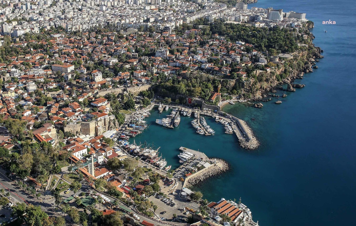 Muratpaşa Belediyesi\'nden Kaleiçi\'ne Özel Standart Sertifikası Programı