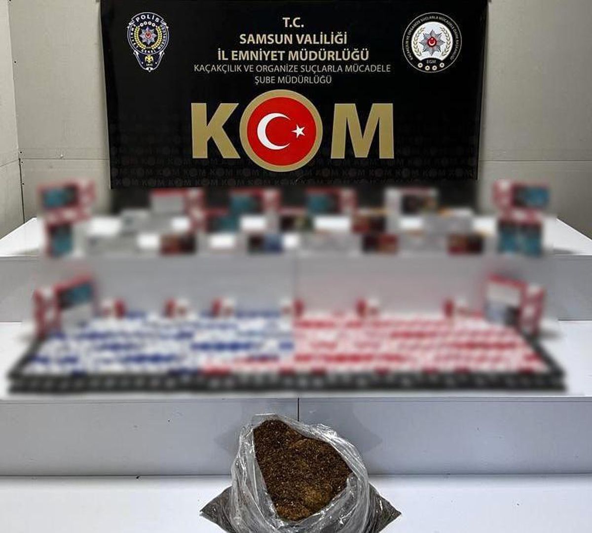 Samsun\'da kaçak 9 bin 580 dal makaron ve 2,5 kilo tütün ele geçirildi