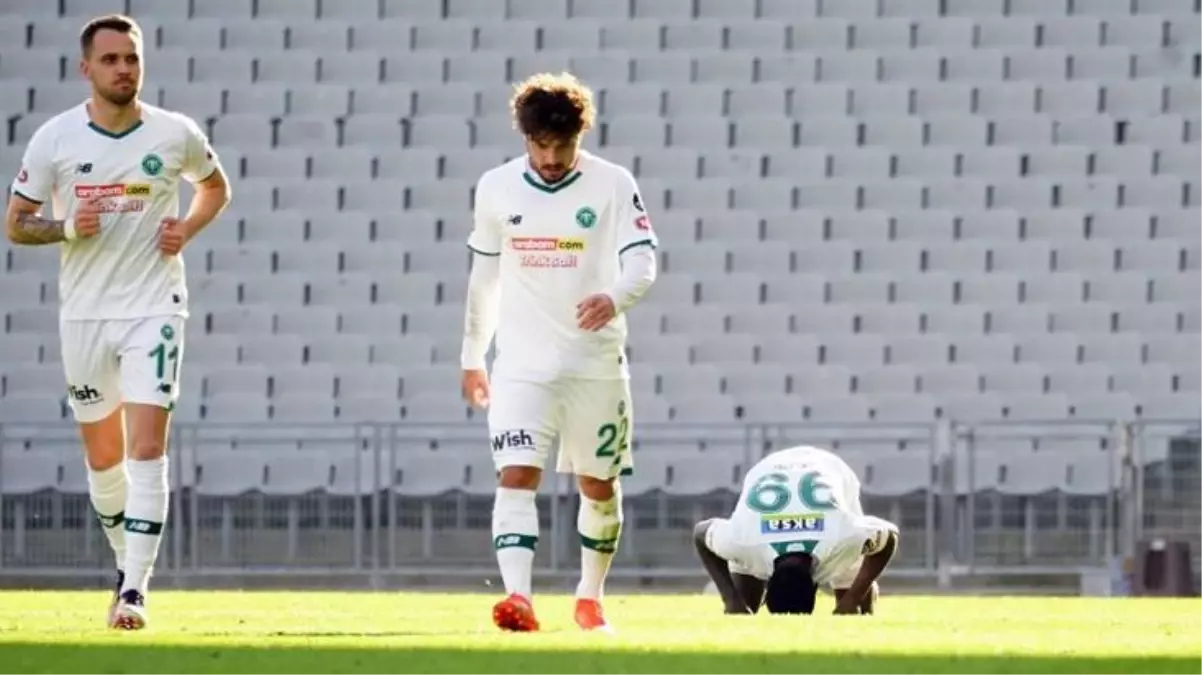 Süper Lig\'de 6 gollü çılgın maç! Herkes Diouf\'un hat-trick yapma şeklini konuşuyor