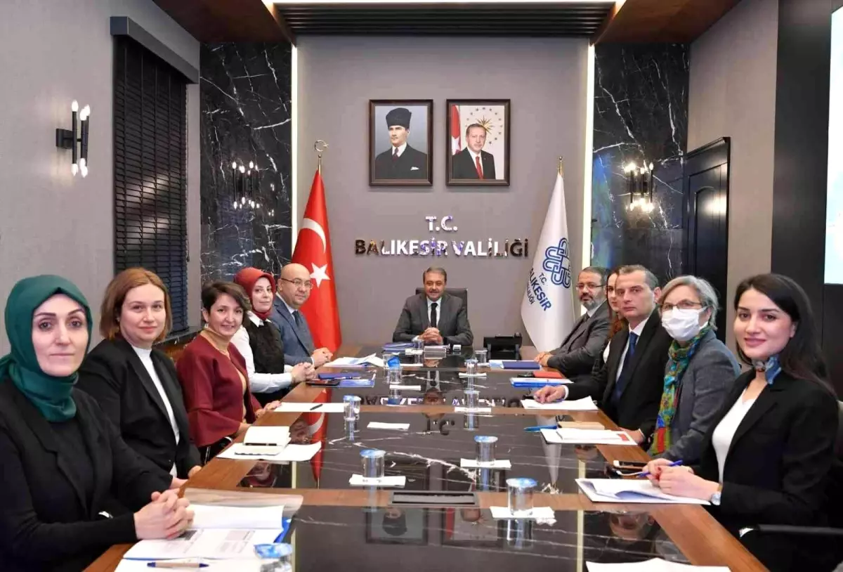 Tedavisi devam eden 800 bağımlı vatandaştan 54\'ü iş sahibi oldu