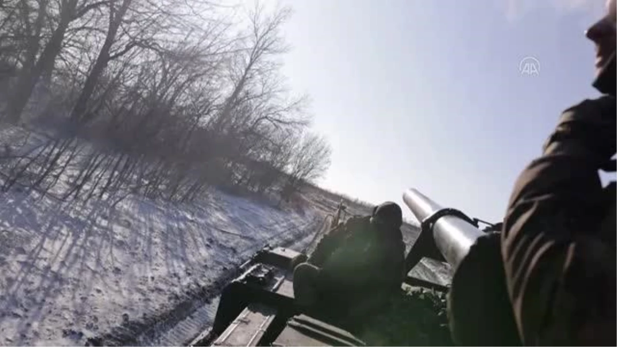 Ukrayna ordusunun Donetsk cephe hattında askeri hareketliliği sürüyor