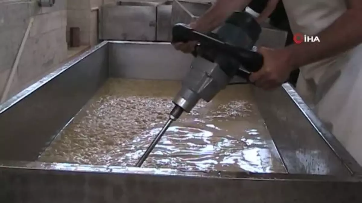 1936 yılından bu yanan aynı yerde boza üretiyorlar