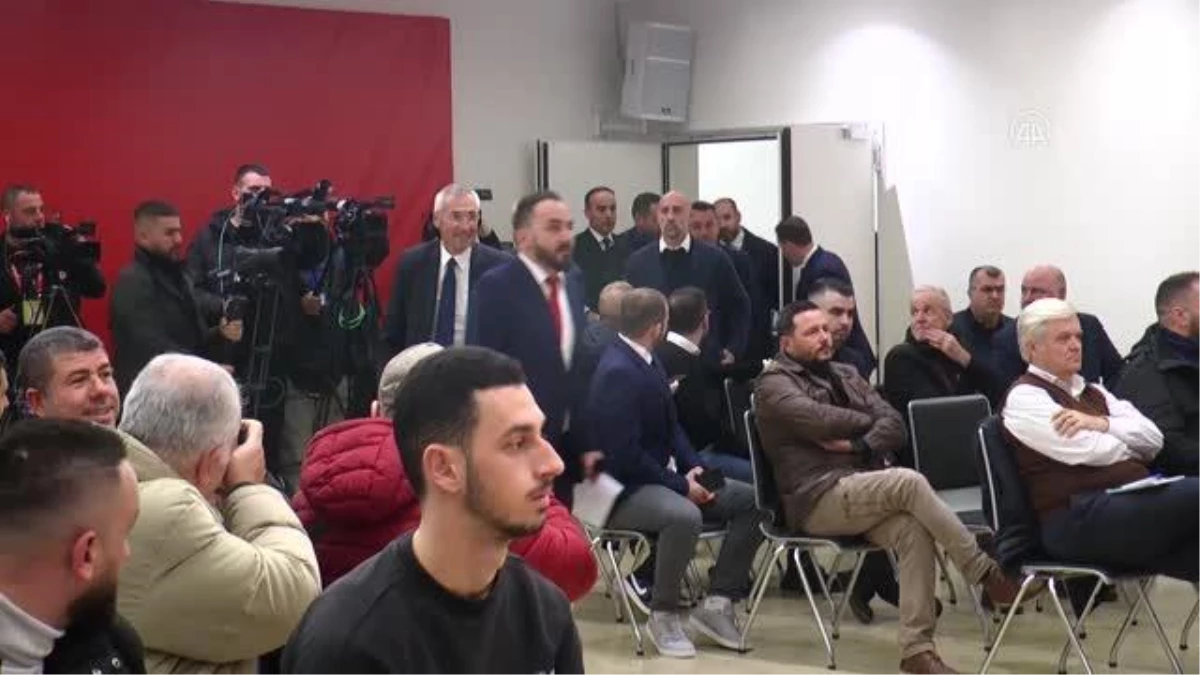 Arnavutluk Milli Takımı\'nın yeni teknik direktörü "Sylvinho"