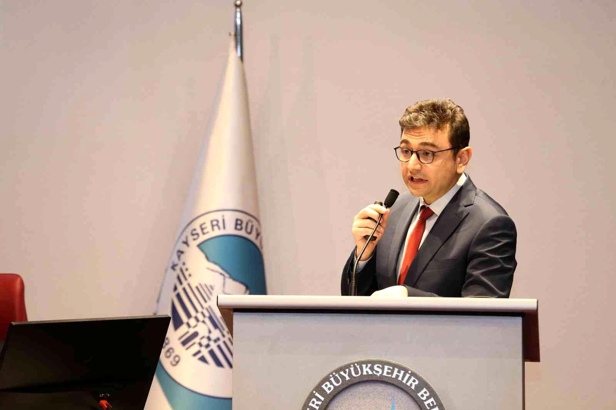Büyükşehir meclis üyelerine ulaşım brifingi