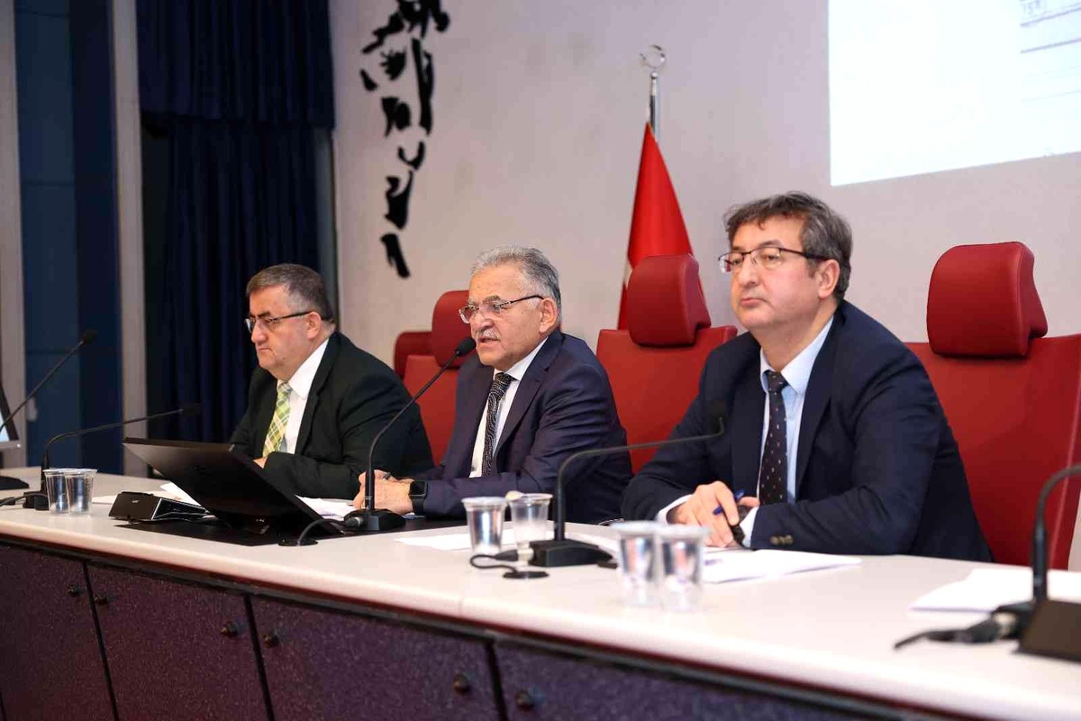 Kayseri Büyükşehir Belediyesi ocak ayı meclis toplantısı yapıldı